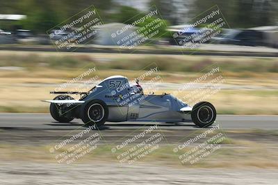 media/Jun-01-2024-CalClub SCCA (Sat) [[0aa0dc4a91]]/Group 4/Race/